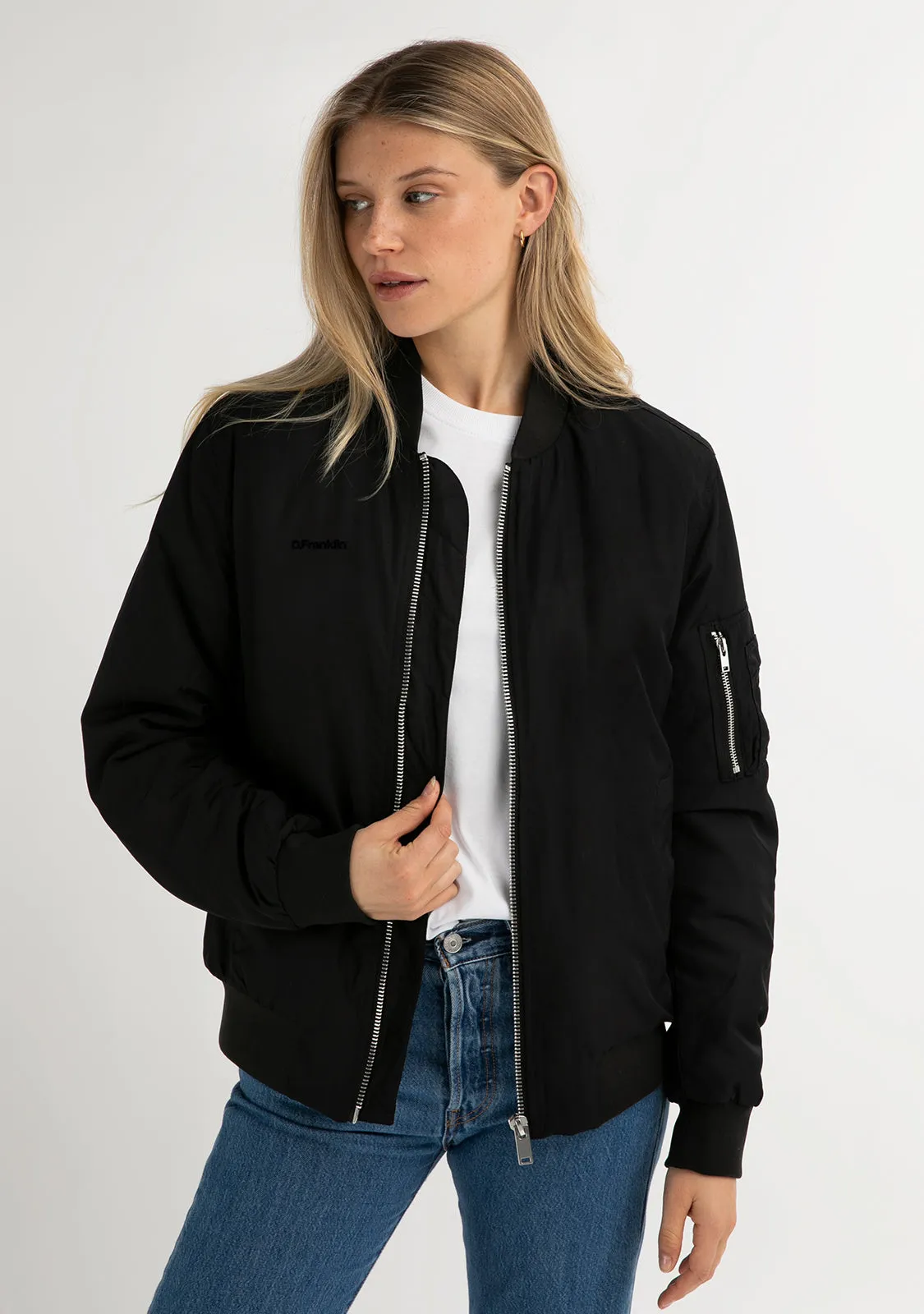 Logo Bomber Black